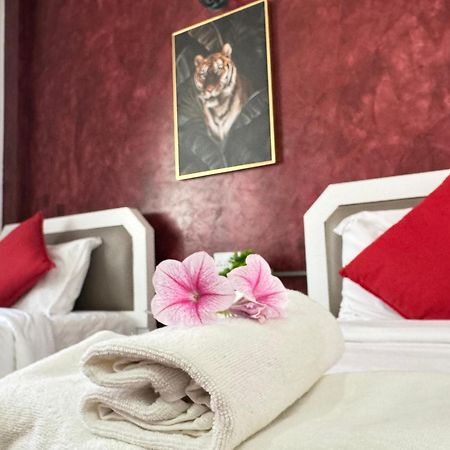 Venice Hotel Хуа Хин Екстериор снимка
