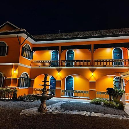 Venice Hotel Хуа Хин Екстериор снимка