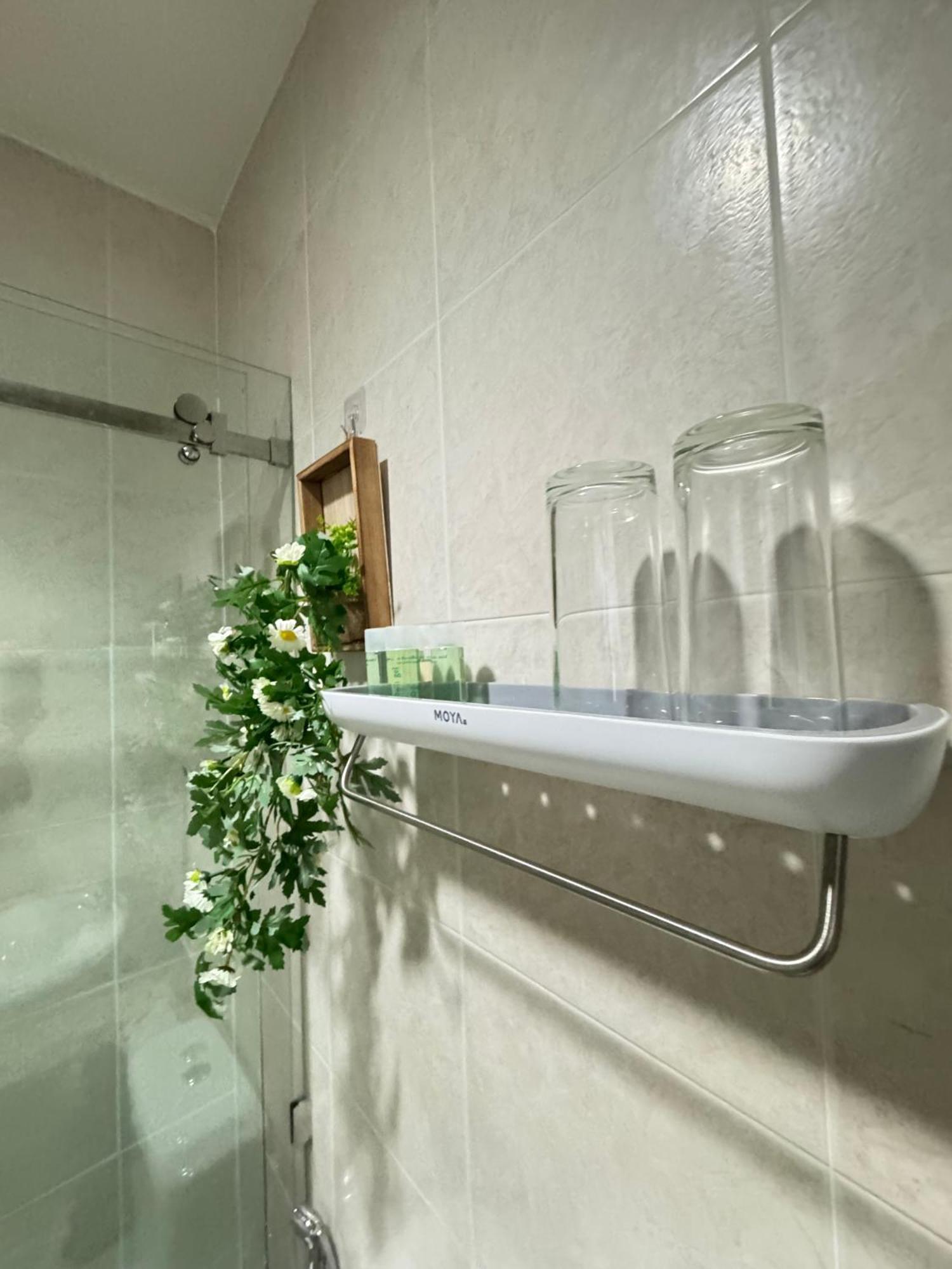 Venice Hotel Хуа Хин Екстериор снимка
