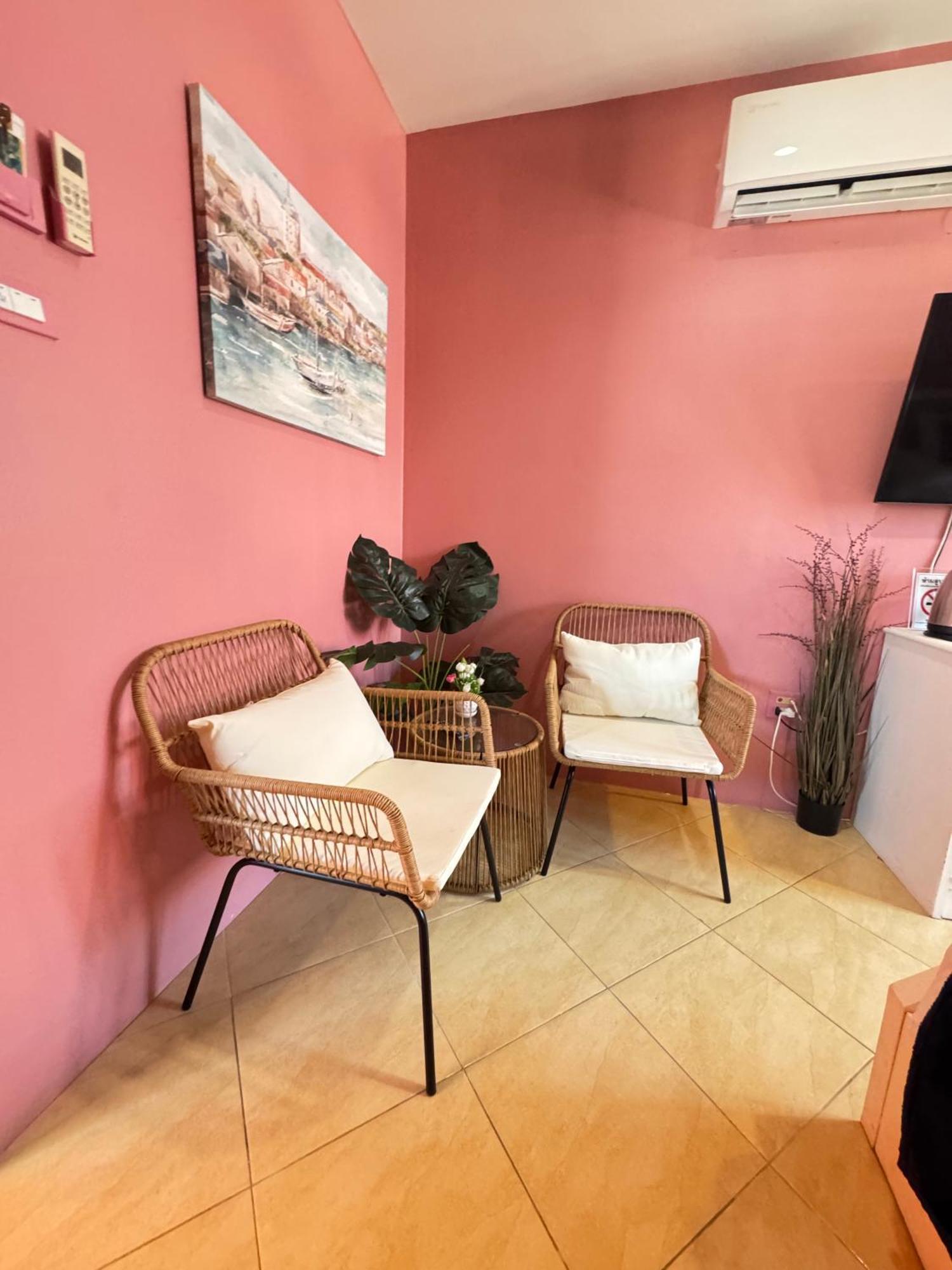 Venice Hotel Хуа Хин Екстериор снимка